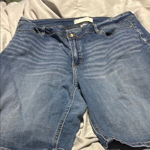 Est. 1946 Denim size 16 Bermuda Blue Denim Shorts